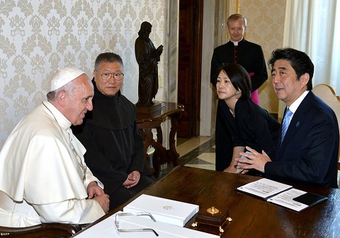 ĐGH Phanxicô tiếp kiến Thủ tướng Nhật Bản Shinzo Abe
