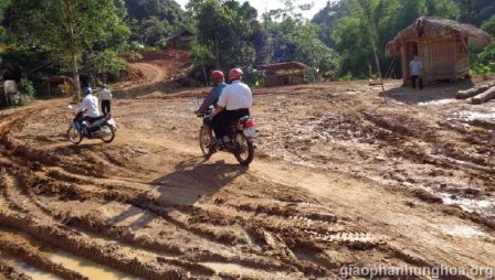 Phóng sự hình về giáo họ Lang Thíp