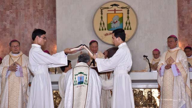 Thánh lễ Tấn Phong Giám mục Phó Giáo phận Bà Rịa Emmanuel Nguyễn Hồng Sơn