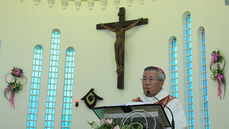 Bài giảng lễ phong chức Phó tế của Đức cha Anphong tại nhà thờ Chính tòa Sơn Lộc, ngày 17.03.2016