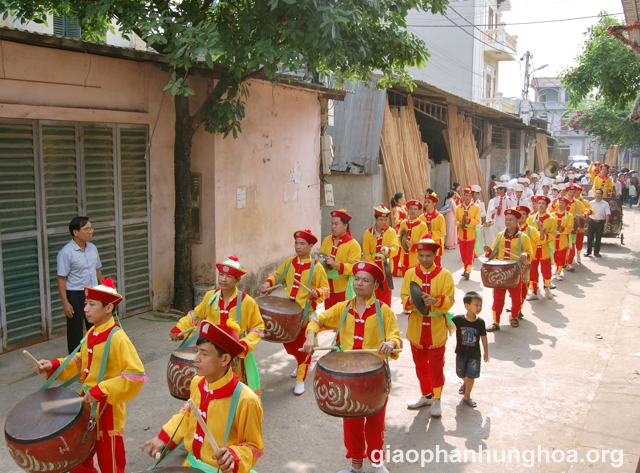 Đọi trống Cần Kiệm