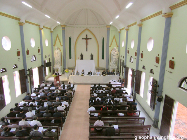 Hội nghi tổng kết công tác mục vụ năm 2016 của Giáo hạt Tây Nam Phú THọ tại nha thờ Đồn Vàng