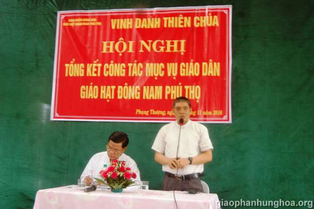 Cha Giuse Lê Ngọc Nghi - Trưởng hạt Đông Nam Phú Thọ phát biểu