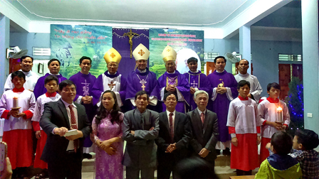 Ngày thứ ba (05.12.2016): Đức Tổng Giám Mục Leopoldo Girelli thăm mục vụ giáo xứ Điện Biên