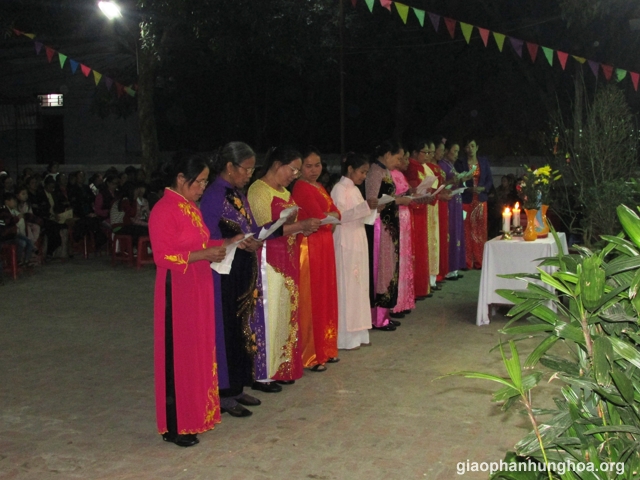 Các hội viên mới gia nhập Legio Marie Giáo xứ Trại Sơn