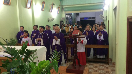 Linh mục giáo hạt Hòa Bình - Sơn La - Điện Biên tĩnh tâm tháng 3.2017