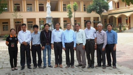 Ban Truyền Thông Giáo Hạt Tây Nam Phú Thọ Họp Linh Đạo Tháng  03 Năm 2017