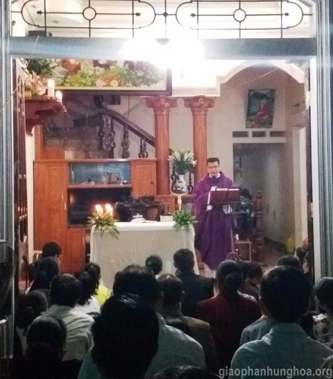 Cha Giuse Nguyễn Văn Hùng chia sẻ trong Thánh lễ