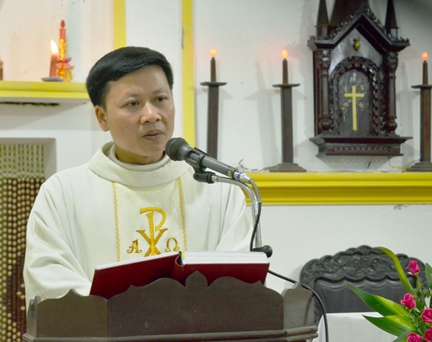 Cha Giuse Nguyễn Tiến Liên chia sẻ trong Thánh lễ