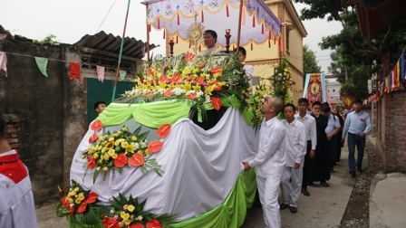 Cung Nghinh Thánh Thể Chúa Tại Giáo Họ Sài Khê