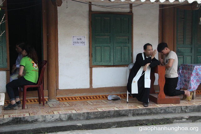 Lãnh nhận Bí tích Hòa Giải
