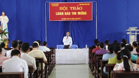 Hội Thảo Loan Báo Tin Mừng Tại Giáo Hạt Yên Bái