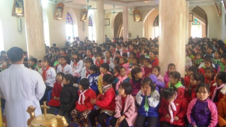 Các Đoàn Hành Hương Năm Thánh Tại Giáo Xứ Tuyên Quang