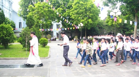 Thiếu Nhi Giáo Hạt Tây Bắc Phú Thọ Hành Hương Năm Thánh Các Thánh Tử Đạo Việt Nam Tại Nhà Thờ Chính Tòa Sơn Lộc