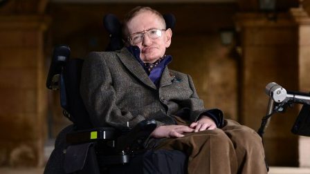 Đi tìm nhà thiết kế vĩ đại: một cái nhìn về Stephen Hawking