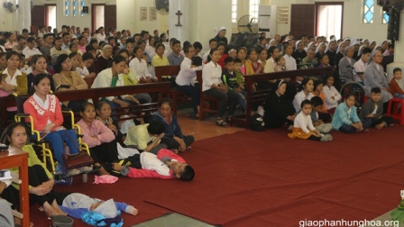 Hơn 600 Anh Chị Em Khuyết Tật Trong Giáo Phận Hành Hương Năm Thánh Các Thánh Tử Đạo Việt Nam