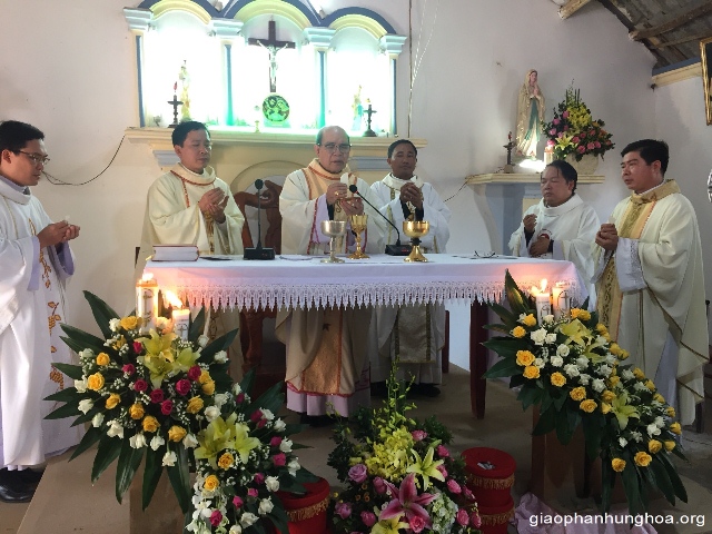 Thánh lễ tại giáo họ Liên Minh