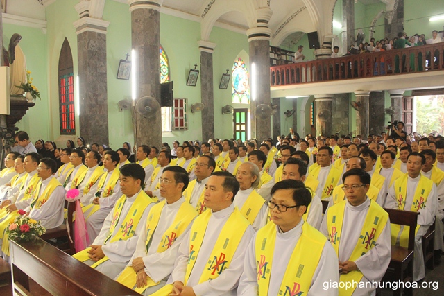 img 0647 - Thánh Lễ Khởi Công Xây Dựng Tòa Giám Mục Giáo Phận Hưng Hóa