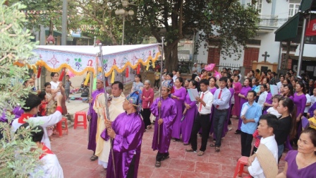 Giáo Xứ Trại Sơn: Thánh Lễ Tiệc Ly