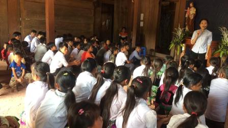 Giáo Xứ Mường Nhé: Khai Giảng Các Lớp Học Hè Cho 537 Em Học Sinh Dân Tộc H'Mông