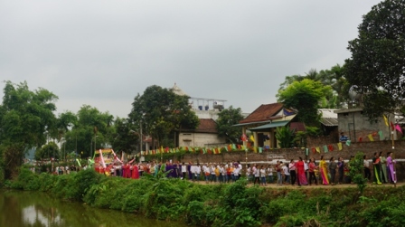 Thánh lễ kính Mình Máu Thánh Chúa Kitô và cung nghinh Thánh Thể tại giáo xứ Yên Tập