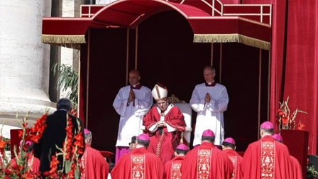 Đức giáo hoàng Phanxicô cử hành lễ hai thánh Phêrô và Phaolô - làm phép và trao dây Pallium