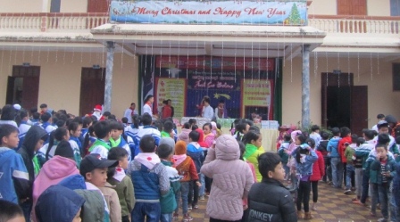 Hội chợ Giáng Sinh năm 2019 cho các em thiếu nhi tại giáo xứ An Thịnh