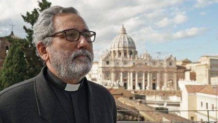 Bộ trưởng kinh tế của Vatican nói Tòa Thánh không có nguy cơ phá sản