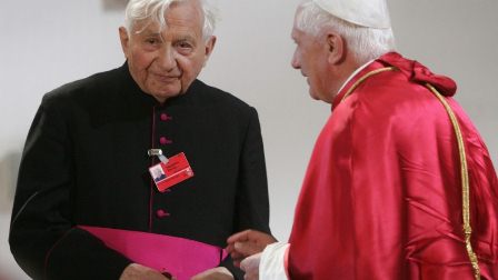 Đức ông Georg Ratzinger, bào huynh của Đức nguyên Giáo hoàng Biển Đức, đã từ trần