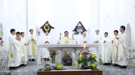 Thánh lễ tạ ơn cầu nguyện cho việc Loan báo Tin mừng nhân dịp cha Giuse Trần Quý Tuần được bổ nhiệm làm linh mục chính xứ Tình Lam