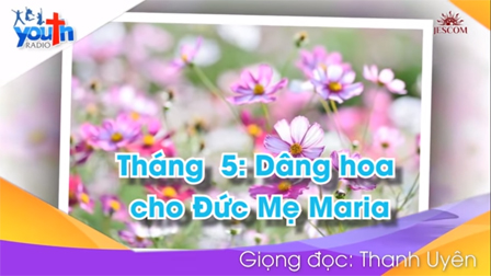 Tháng 5: Dâng hoa cho Đức Mẹ Maria