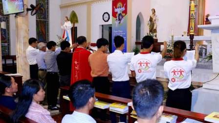 Ban truyền thông giáo hạt Tây Nam Phú Thọ mừng lễ quan thầy