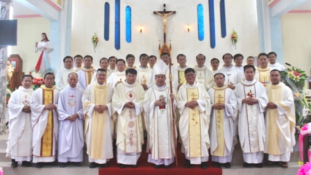 Thánh lễ nhận nhiệm sở của cha Giuse Nguyễn Văn Ninh tại giáo xứ Vĩnh Thọ