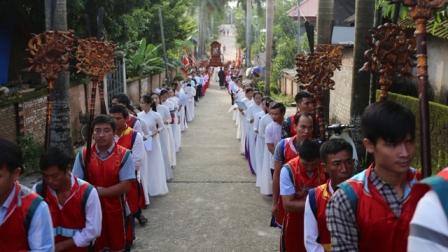 Giáo xứ Phù Lao mừng lễ quan thầy Đức Mẹ Hồn Xác Lên Trời