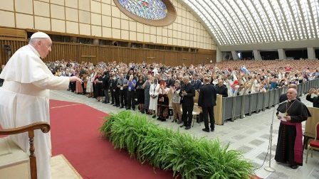 ĐTC gặp gỡ hơn 1.400 tham dự viên Đại hội Giáo lý Quốc tế lần thứ ba
