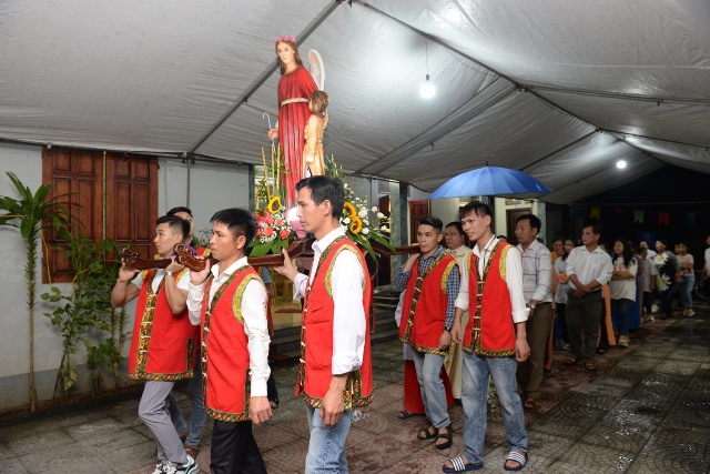 Cung nghinh Thánh Quan thầy