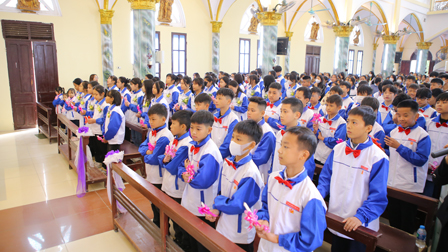 Thánh lễ Xưng tội Rước lễ Lần đầu của 71 em thiếu nhi giáo xứ Tình Lam, ngày 18.12.2022