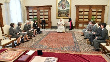 Đức Thánh Cha đã tiếp kiến các Nữ tu Phục vụ Xã hội (Vatican Media)