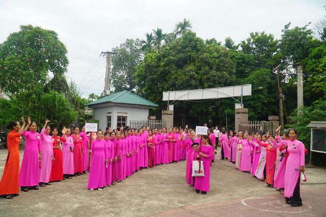 Các Hội viên từ các giáo xứ hân hoan quy về tham dự Ngày gặp mặt truyền thống
