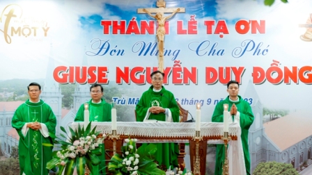 Giáo xứ Trù Mật hân hoan đón mừng cha phó Giuse Nguyễn Duy Đồng