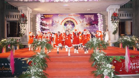 Đêm hoan ca, diễn nguyện và Thánh lễ mừng Chúa Giáng Sinh 2023 tại giáo xứ Phù Lao
