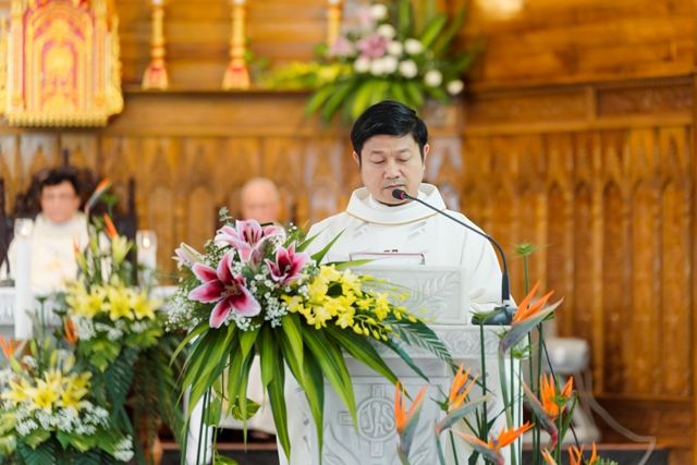 Cha Giuse Đỗ Văn Trường công bố Văn thư bổ nhiệm
