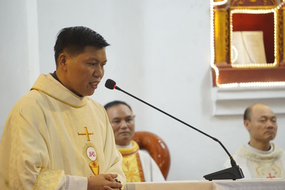 Cha Phaolô Phùng Duy Điển đáp từ