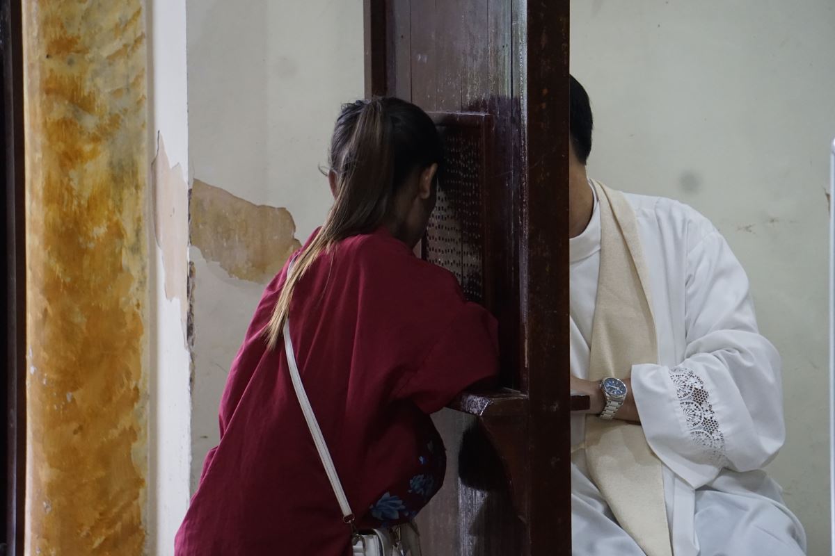 Lãnh nhận Bí tích Hòa giải
