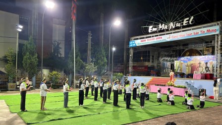Giáo xứ Lào Cai dâng hoa kính Thánh Tâm Chúa tháng 6/2025