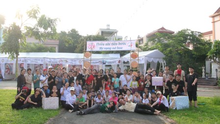 Giáo Xứ Chính Tòa Sơn Lộc: Rộn Ràng Ngày Hội Chợ Hè 2025: “Thiếu Nhi Tiến Bước – Hy Vọng Nở Hoa”