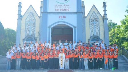 Cộng Đoàn Khôi Bình Hưng Hóa: Khóa Huấn Luyện Linh Đạo Khôi Bình Dành Cho Giới Trẻ