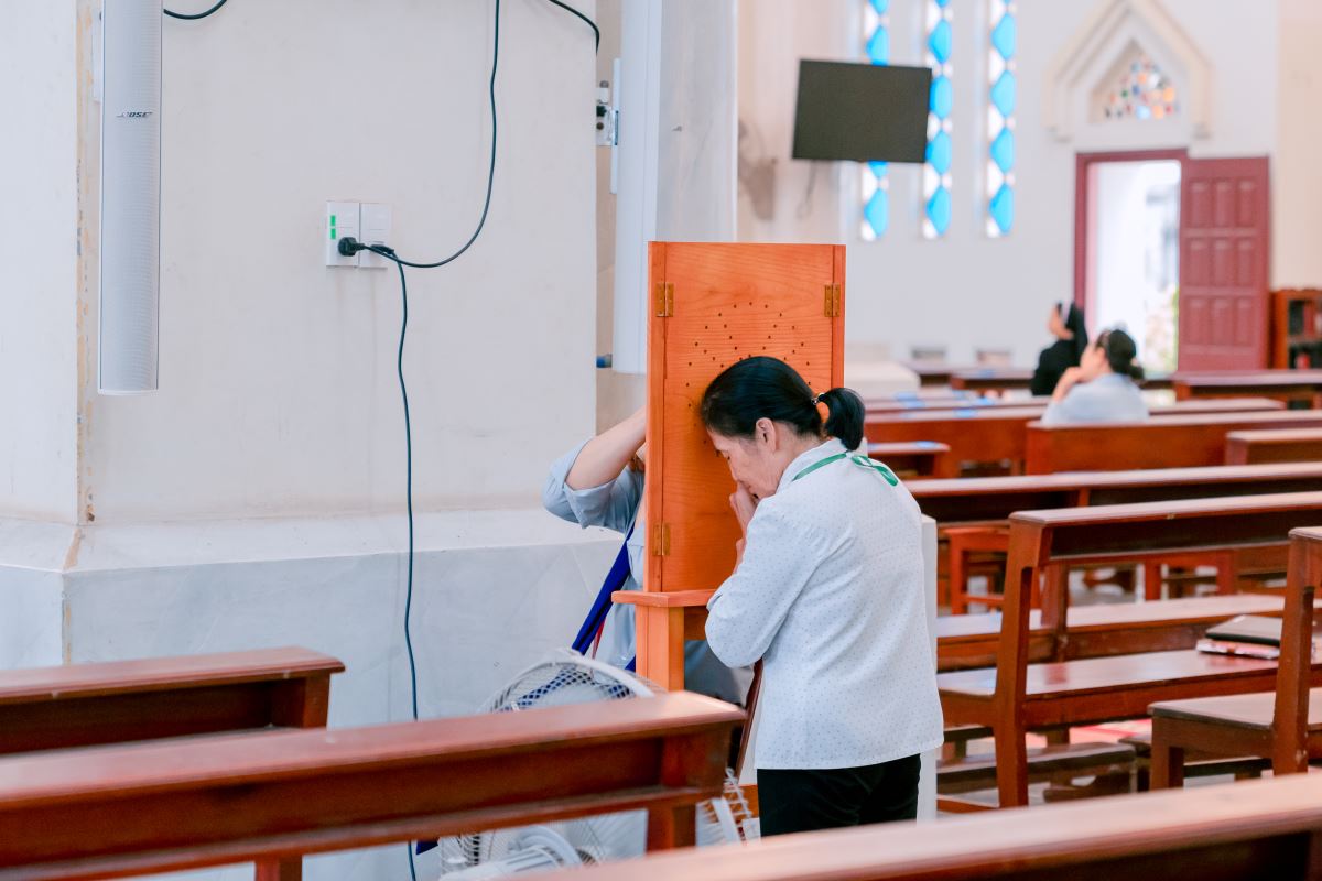 Lãnh nhận Bí tích Hòa giải
