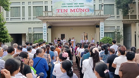 Giáo xứ Bạch Hà hành hương Năm Thánh tại nhà thờ Yên Bái