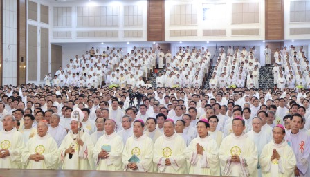 Ngày làm việc thứ Ba và Thánh lễ bế mạc Khoá thường huấn linh mục Giáo tỉnh Hà Nội 2025